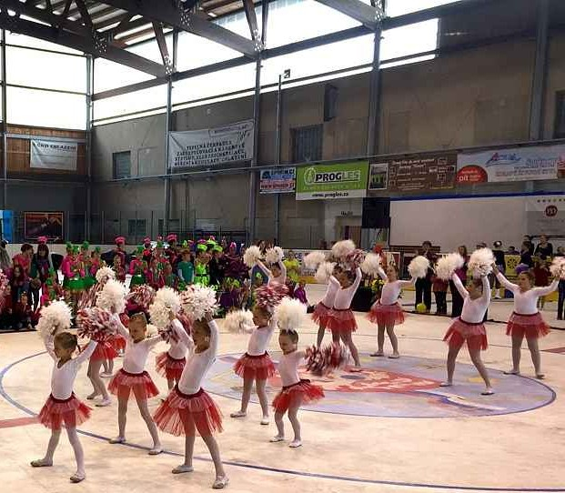 Taneční soutěž CHOTĚBOŘSKÁ HŮLKA